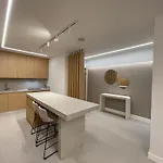 Deluxe Seafront - 2 Bed * 利马索尔