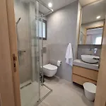 Deluxe Seafront - 2 Bed 利马索尔