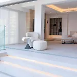 Deluxe Seafront - 2 Bed * 利马索尔