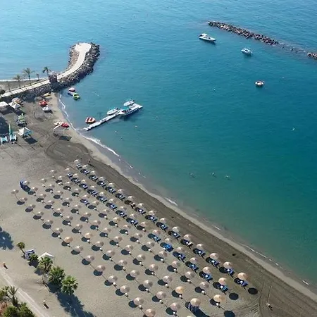 Deluxe Seafront - 2 Bed