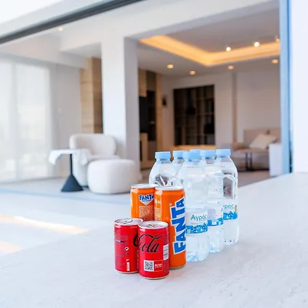 Deluxe Seafront - 2 Bed Appartement Limassol