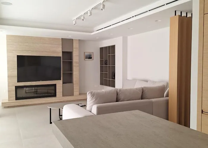 شقة Deluxe Seafront - 2 Bed ليماسول