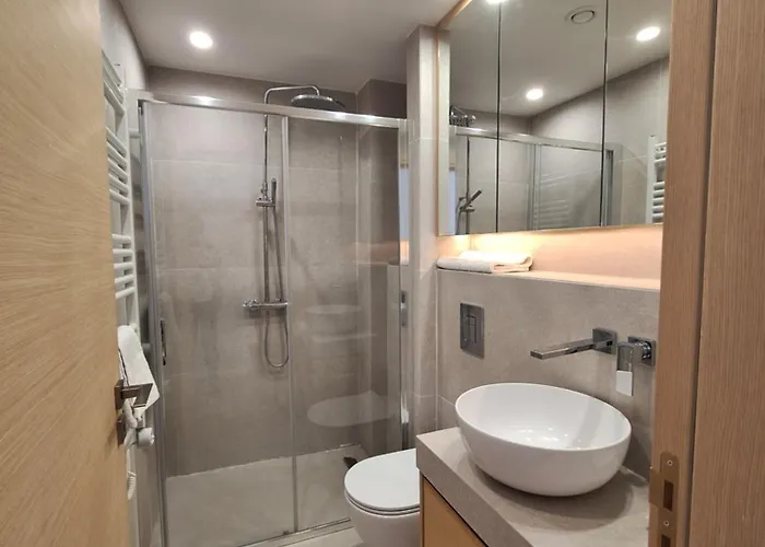 Deluxe Seafront - 2 Bed Limisso