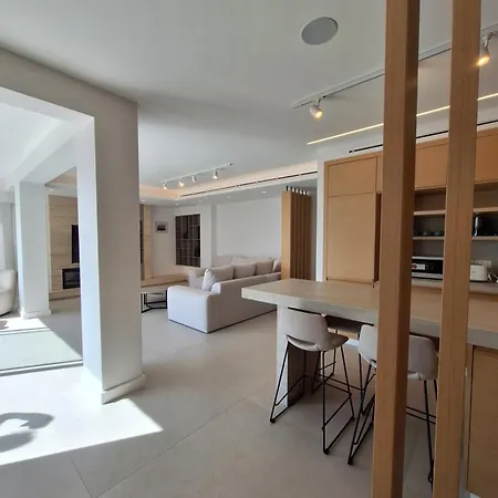 Daire Deluxe Seafront - 2 Bed